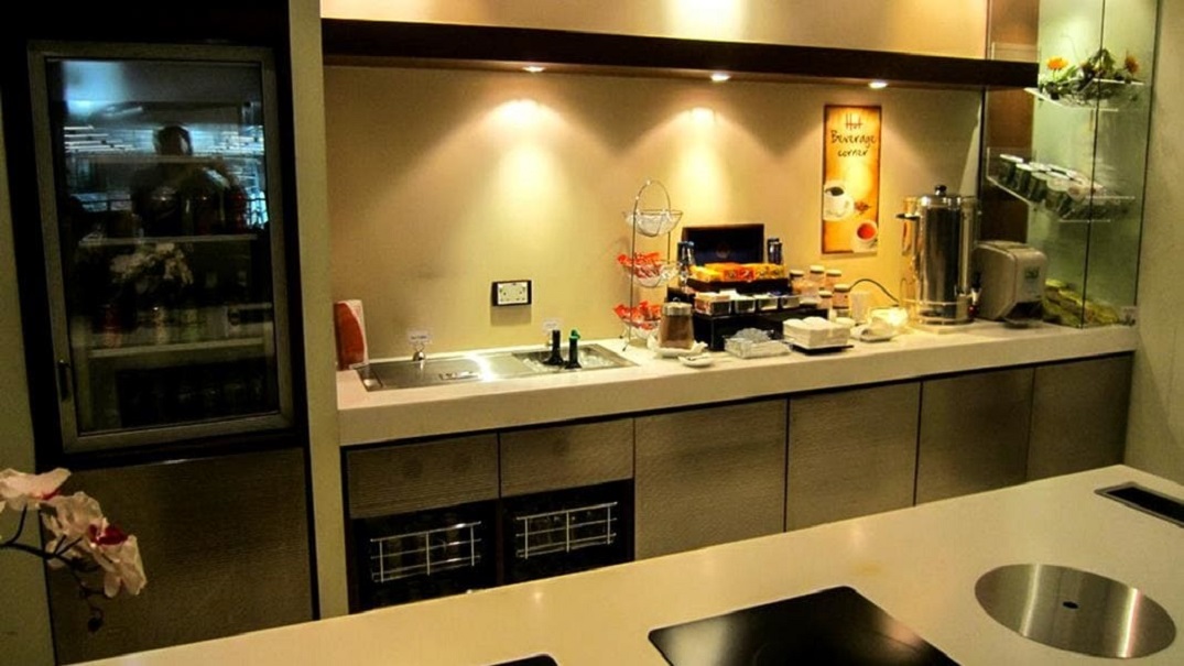 SATS Premier Lounge Terminal 1